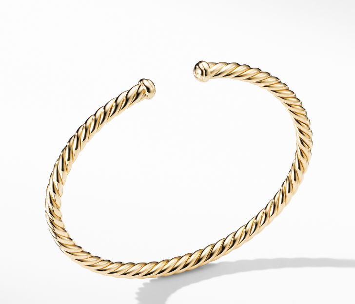 David Yurman Petite Precious Cable Bracelet in Gold, Size M