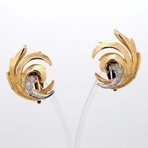 Bailey's Estate Florentine Stud Earrings in 14k Yellow Gold