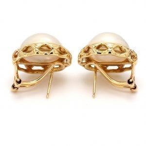 Bailey's Estate Large Pearl Button Stud Earrings in 14k Yellow Gold