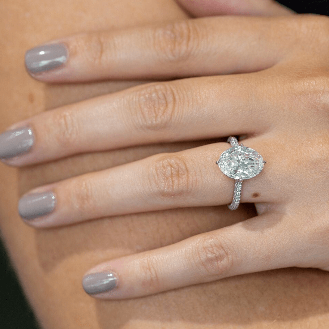 Hailey Baldwin's engagement ring