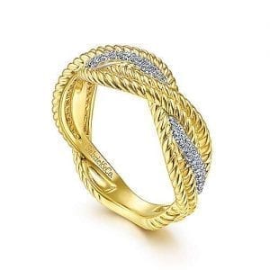 Twisted Rope and Diamond Interlocking Ring