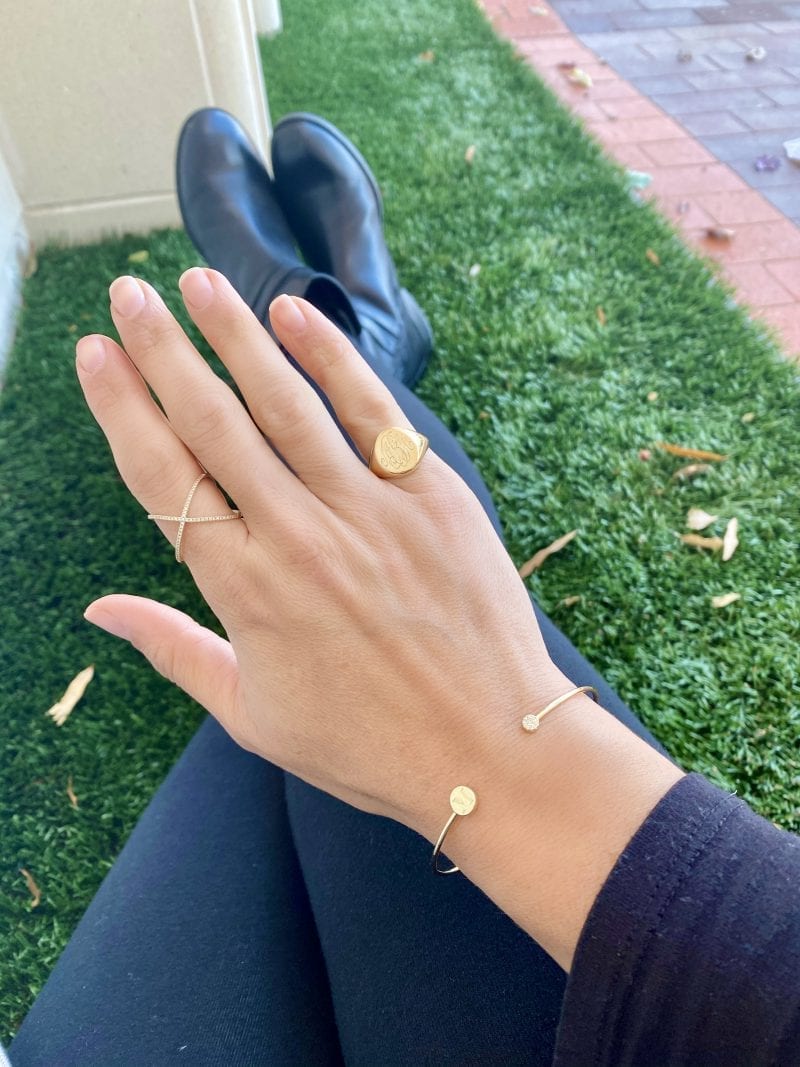 Aurelia Mae 18K Gold Plated Womens Gold Signet Ring Small Starburst Round Signet  Rings Star Minimalist Signet Ring : Buy Online at Best Price in KSA - Souq  is now Amazon.sa: Fashion