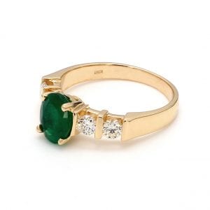 Oval Emerald Ring with Diamond Accents in 14k Yellow Gold