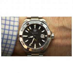 Lifestyle image of the Tag Heuer 43mm Aquaracer Watch