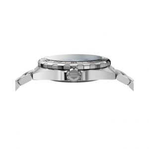 Side dial view on the Tag Heuer 41mm Formula 1 Watch