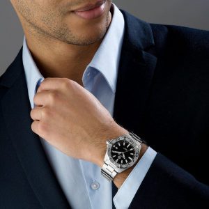Life style image view of the Tag Heuer 41mm Aquaracer Watch