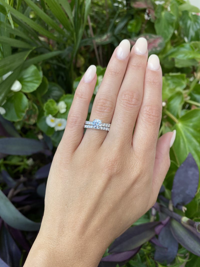 Boos worden Bevestigen aan Kinderen U-Prong Diamond Band Ring – Bailey's Fine Jewelry