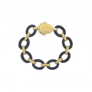 Elizabeth Locke Medium Black Jade Link Bracelet with Hammered Gold Crane Clasp
