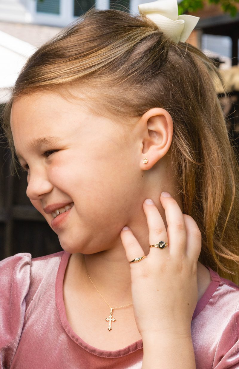 Tia Diamond Stud Earrings For Girls|Always In Trend |CaratLane-hoanganhbinhduong.edu.vn