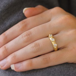 Elizabeth Locke 19kt Yellow Gold Diamond Stack Ring, Size 6.5