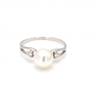 White Gold Cultured Pearl Ring with Diamonds