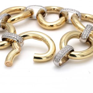 Oval Gold With Diamond Link Connectors Bracelet