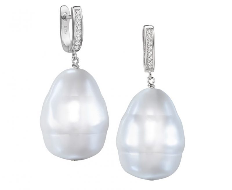 Janis Savitt Oprah's Favorite Baroque Pearl Drop Earrings